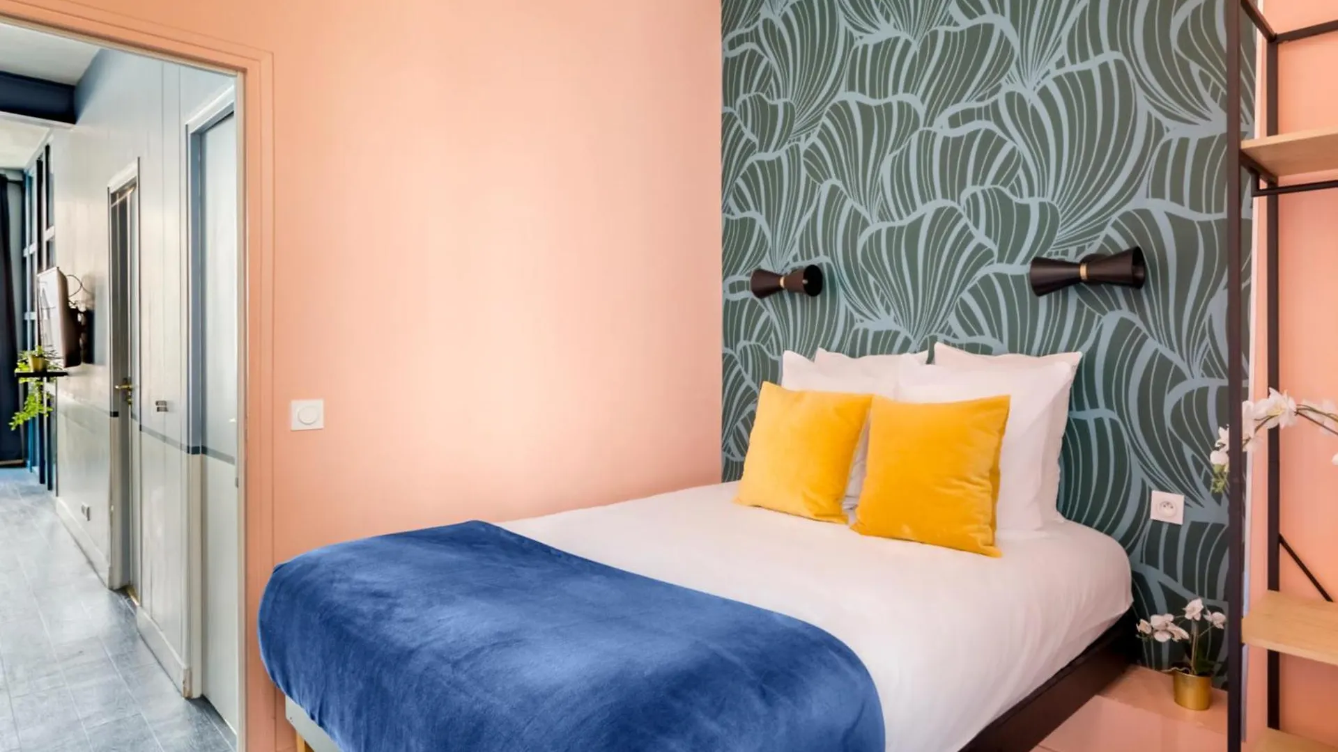 Apartment Merveil - Luxury Suite - Marais - Saint Denis I Paris France